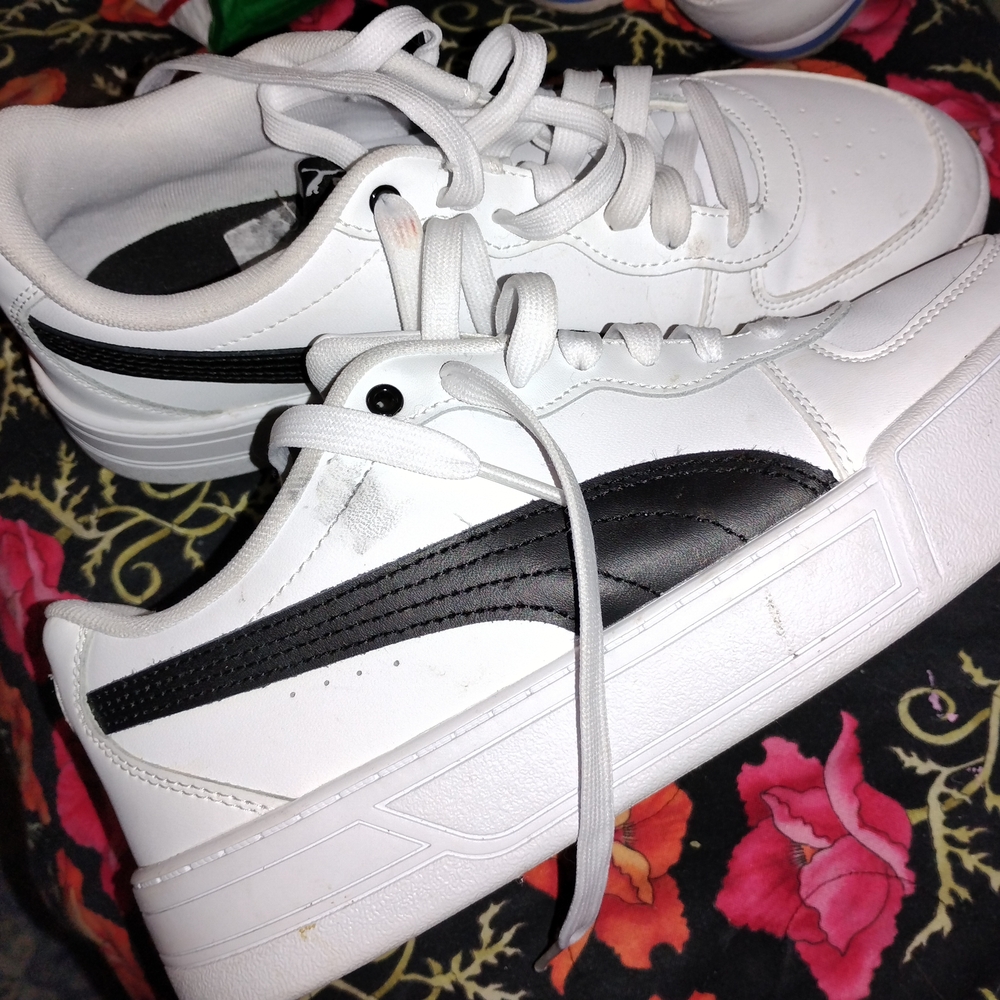 Puma White and Black Women's Sneakers